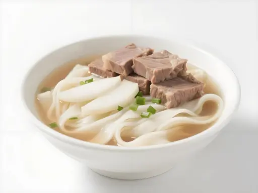 牛腩湯河粉