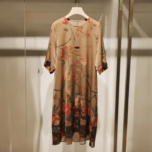 圓領五分袖真絲連衣裙