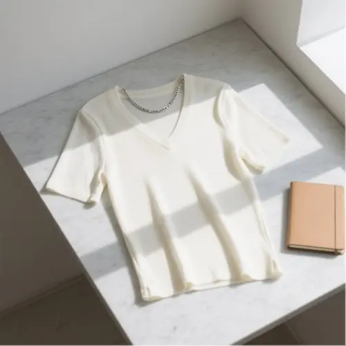 洋氣 V 領冰絲針織上衣