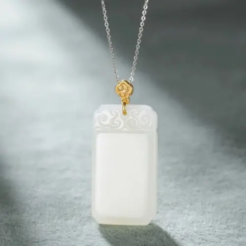 玉石無事牌項鏈