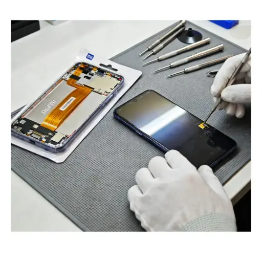 紅米手機屏幕背光損壞更換