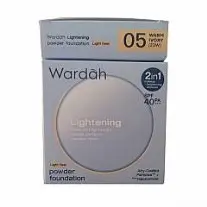 WARDAH LIGHTENING PWD FOUND LF SPF 40 PA++++ 05 WARM IVORY (23W) (12gr)
