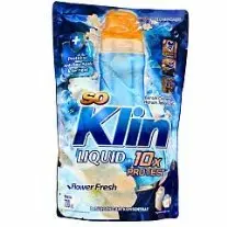 SO KLIN LIQUID DETERJEN CAIR (BIRU) FLOWER FRESH 10x PROTECT (700ml)
